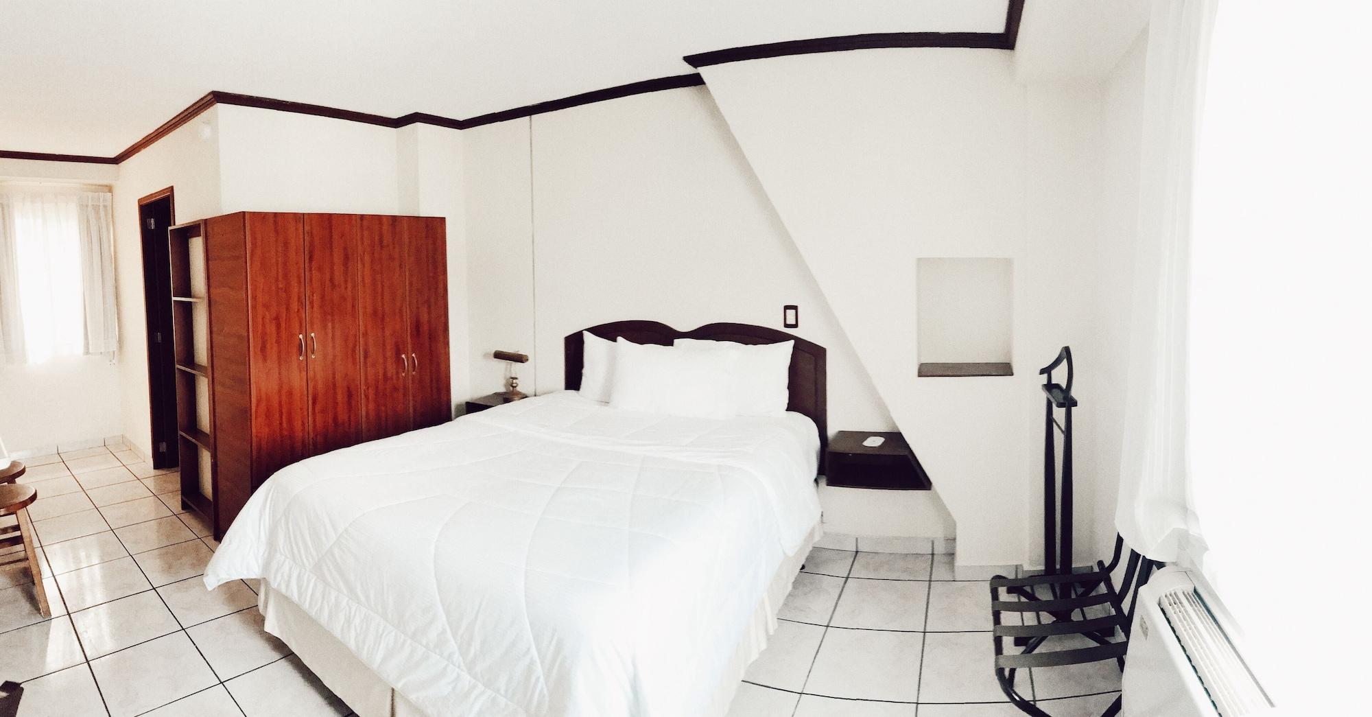Hotel Gardenia Inn San Salvador Luaran gambar