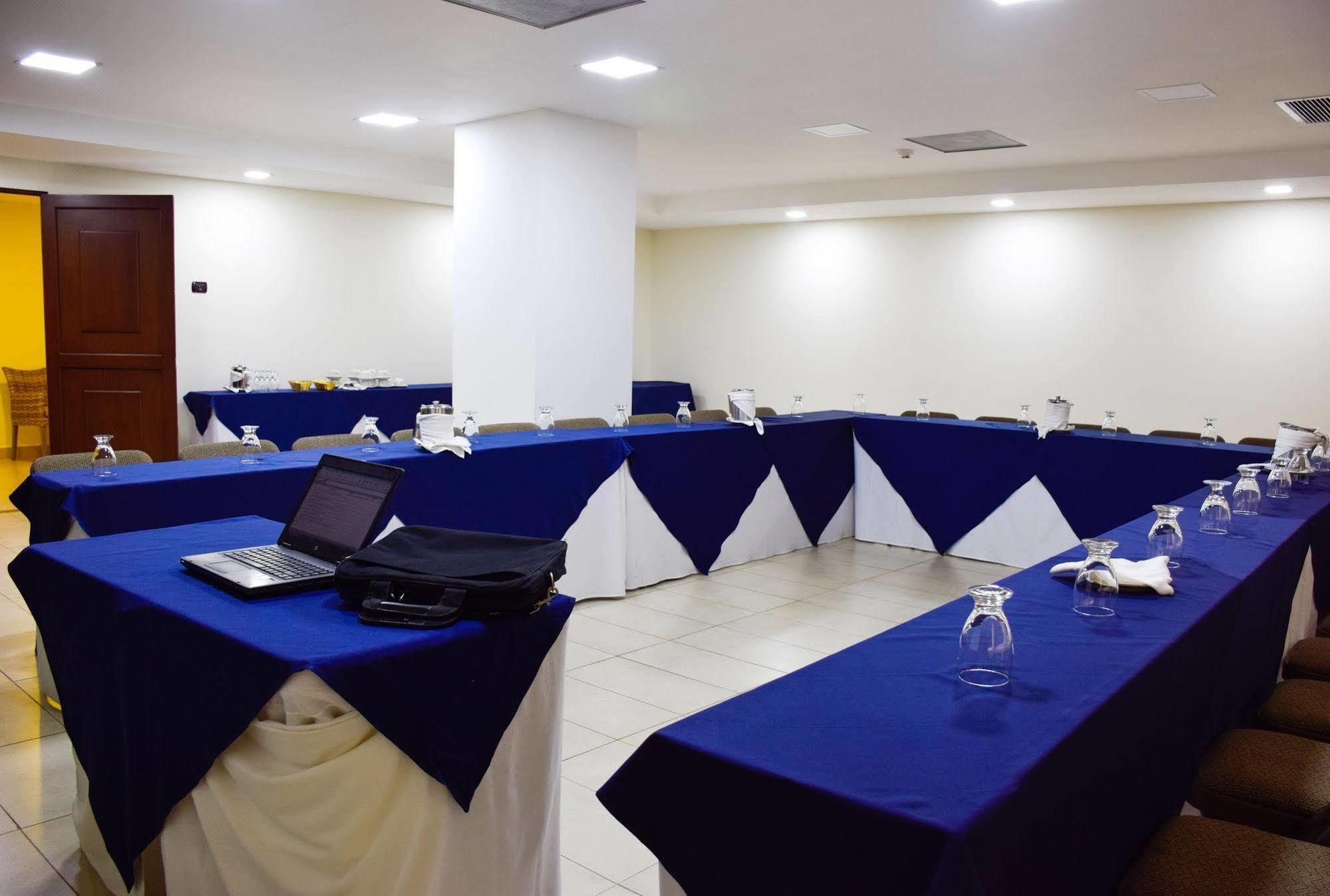 Hotel Gardenia Inn San Salvador Luaran gambar