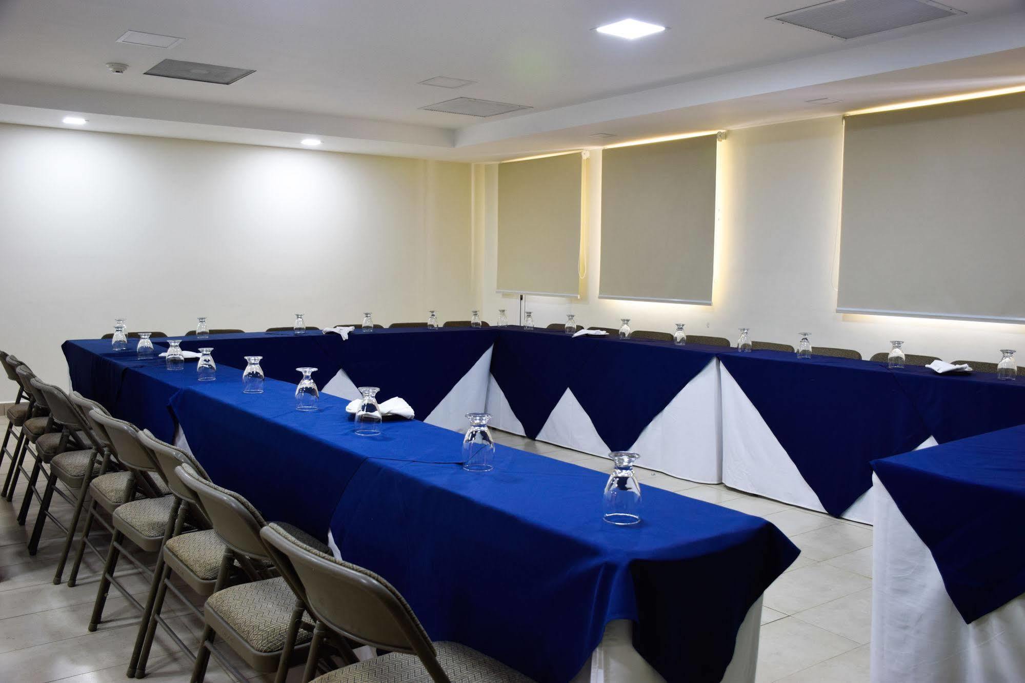 Hotel Gardenia Inn San Salvador Luaran gambar