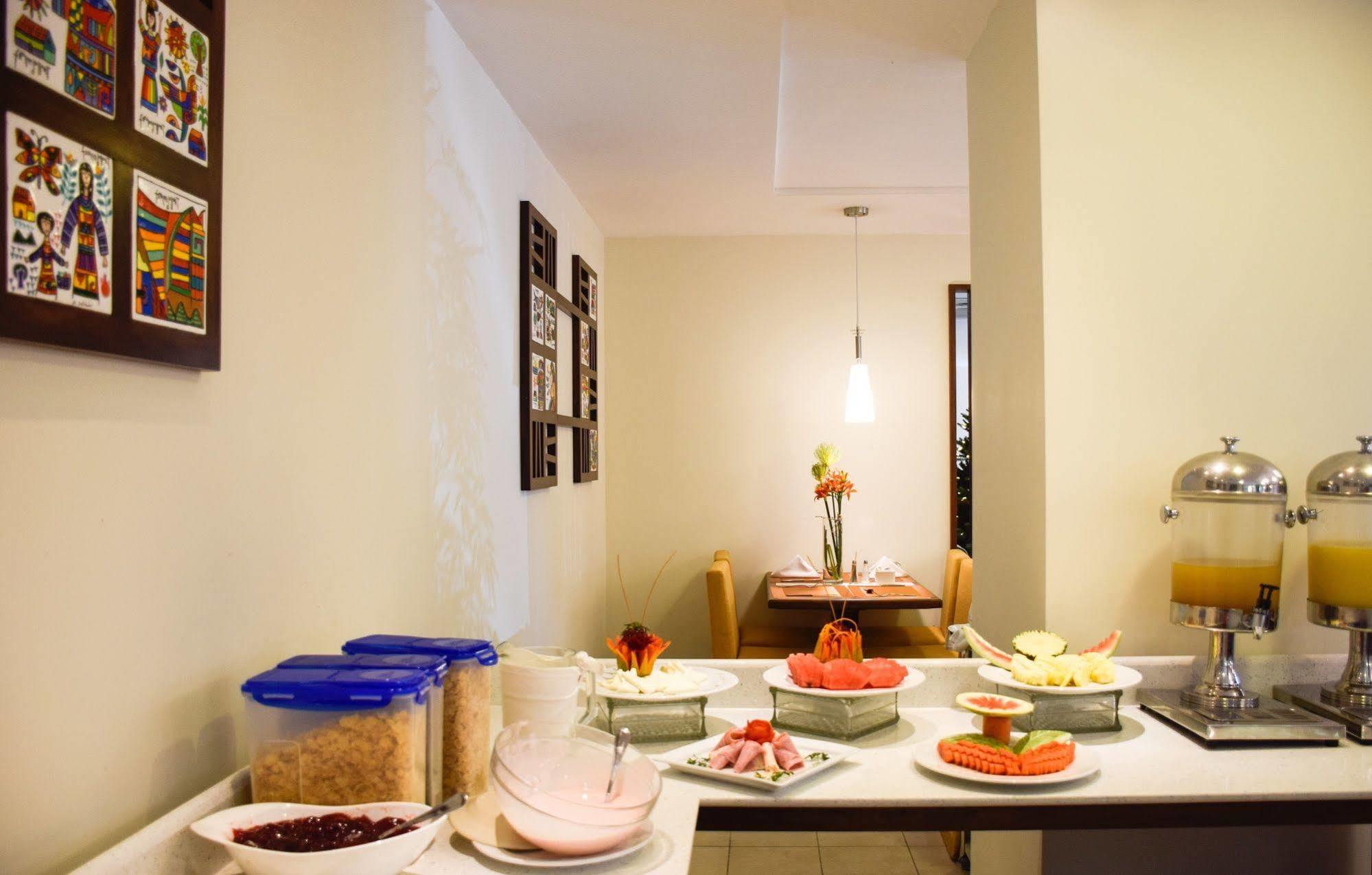 Hotel Gardenia Inn San Salvador Luaran gambar