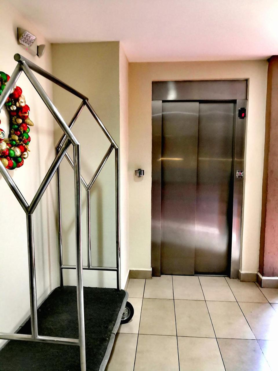 Hotel Gardenia Inn San Salvador Luaran gambar