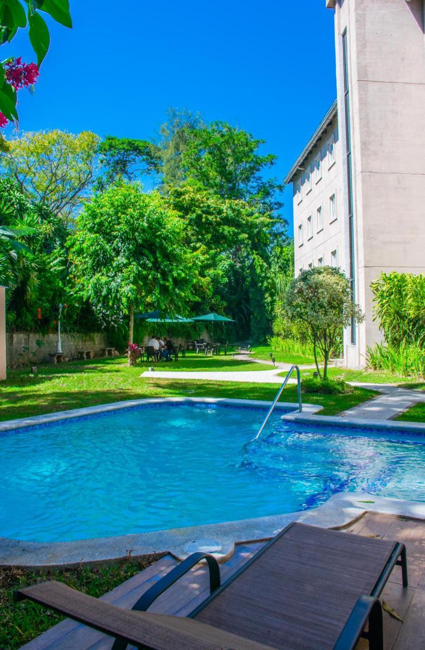 Hotel Gardenia Inn San Salvador Luaran gambar