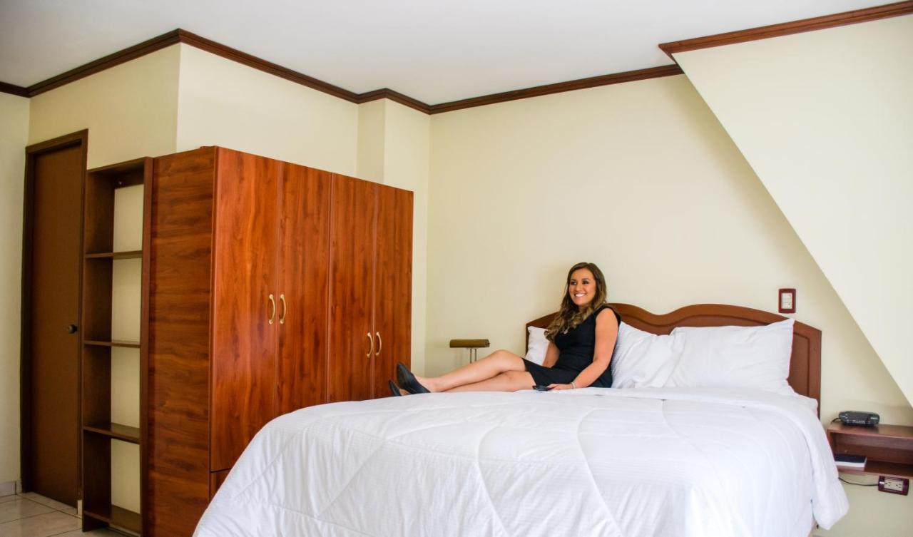 Hotel Gardenia Inn San Salvador Luaran gambar