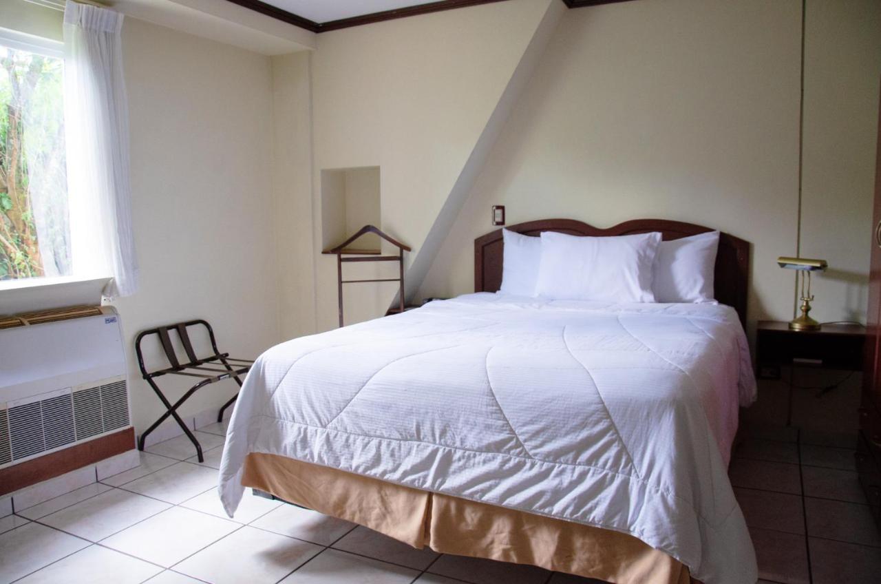 Hotel Gardenia Inn San Salvador Luaran gambar