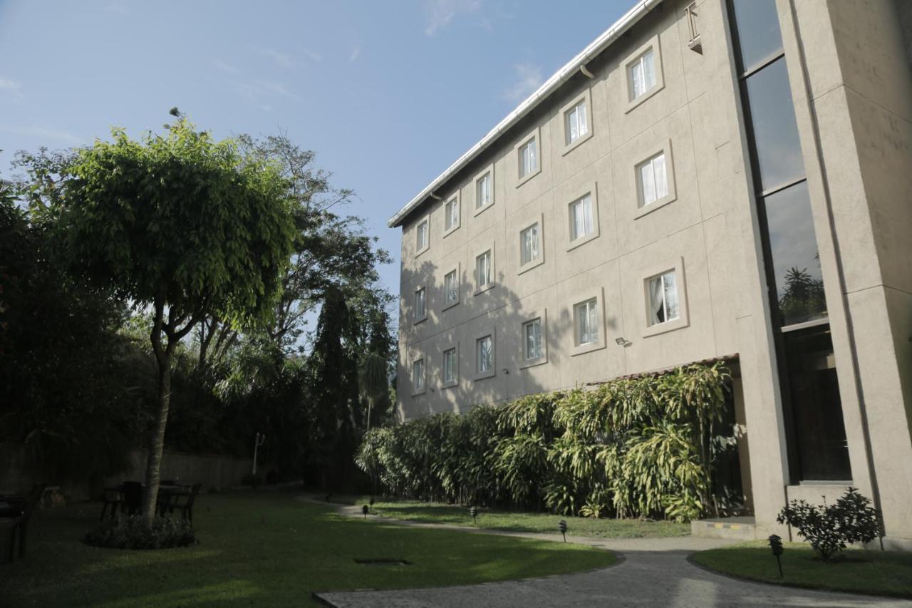 Hotel Gardenia Inn San Salvador Luaran gambar