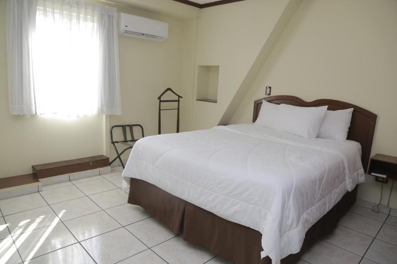 Hotel Gardenia Inn San Salvador Luaran gambar